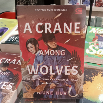 A Crane Among Wolves - Bangau Di Tengah Kawanan Serigala (karya June Hur)